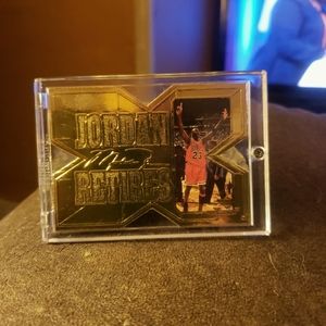 Michael Jordan 1993 23kgold retirement card